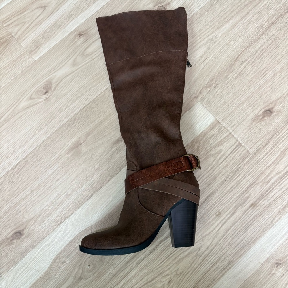 Steve Madden Tall Boots High Heel Back Zipper Faux Leather Size7 1/2
